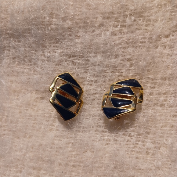 Vintage Monet Blue and golden clip on earrings - Picture 1 of 4